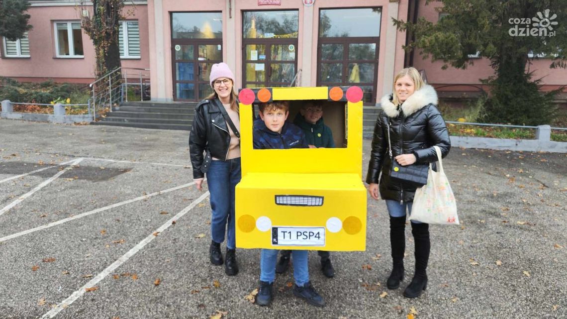 Uczniowie "czwórki" są pełni życzliwości Uczniowie "czwórki" są pełni życzliwości