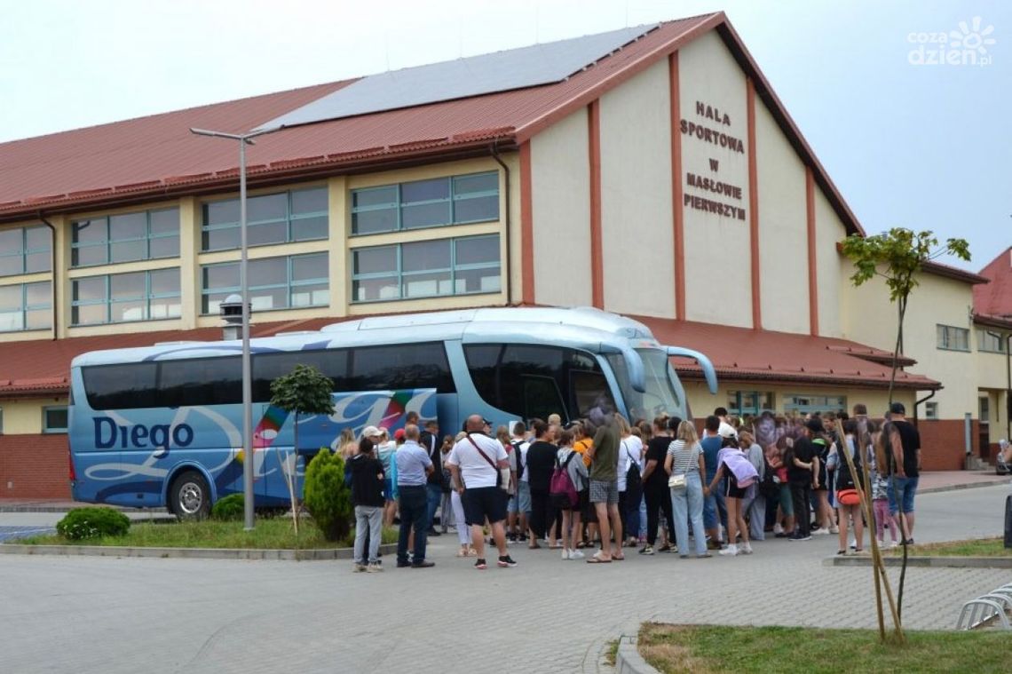 Uczniowie z Masłowa wyjechali nad Morze Uczniowie z Masłowa wyjechali nad Morze