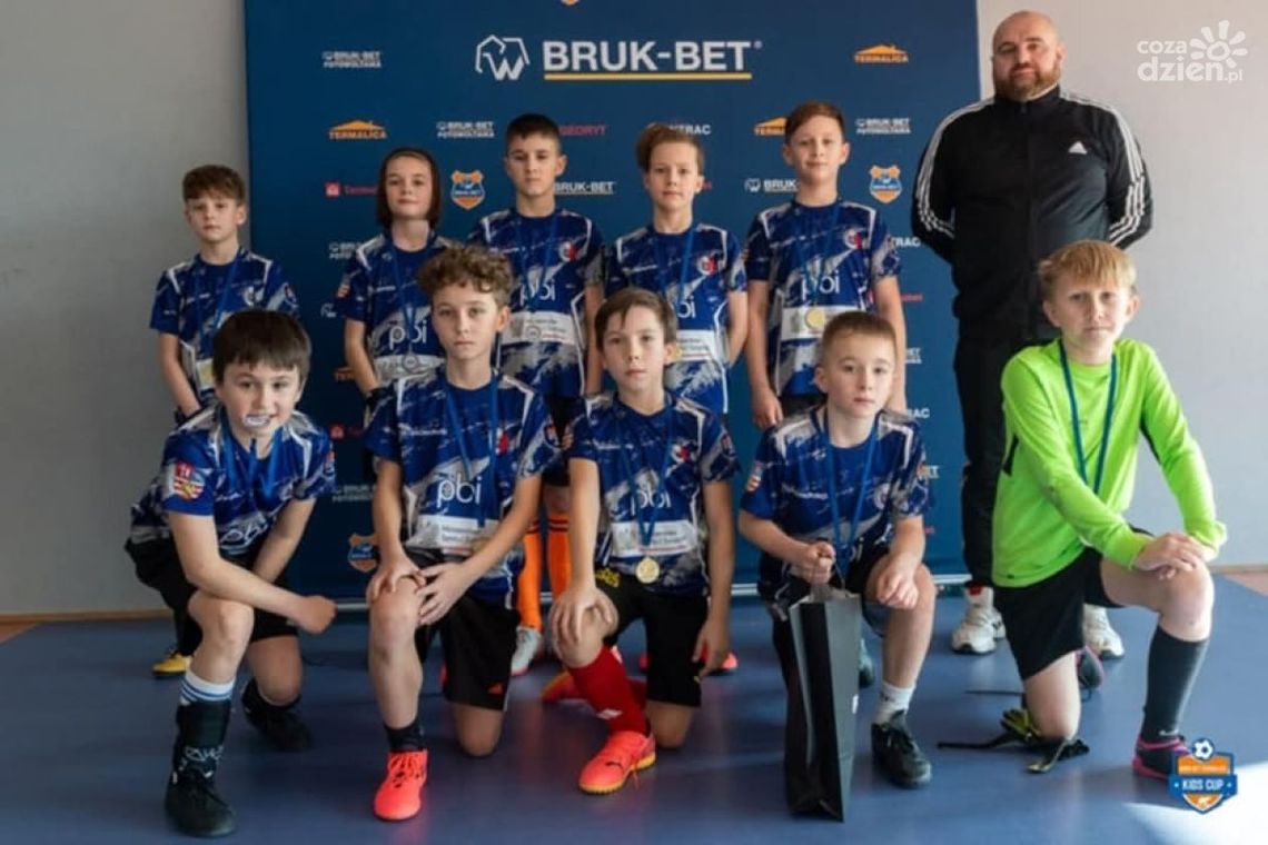 Udział OKS-u Opatów w turnieju halowym organizowanym przez Termalicę Nieciecza