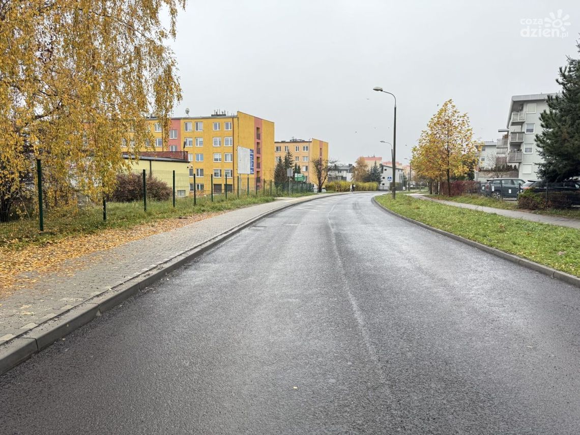 Ulica Kołłątaja znów dwukierunkowa – zakończono prace remontowe Ulica Kołłątaja znów dwukierunkowa – zakończono prace remontowe