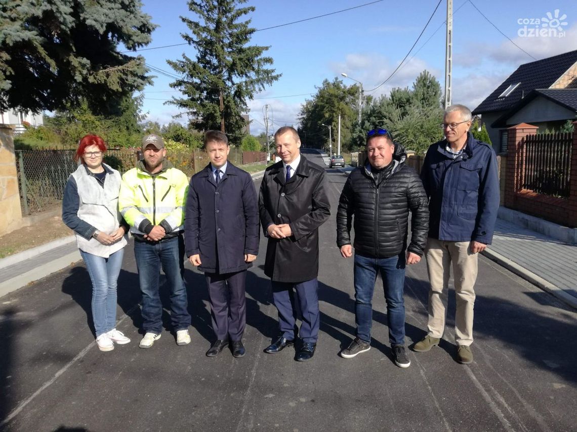 Ulica Stanisława Czernika w Opatowie już po remoncie Ulica Stanisława Czernika w Opatowie już po remoncie