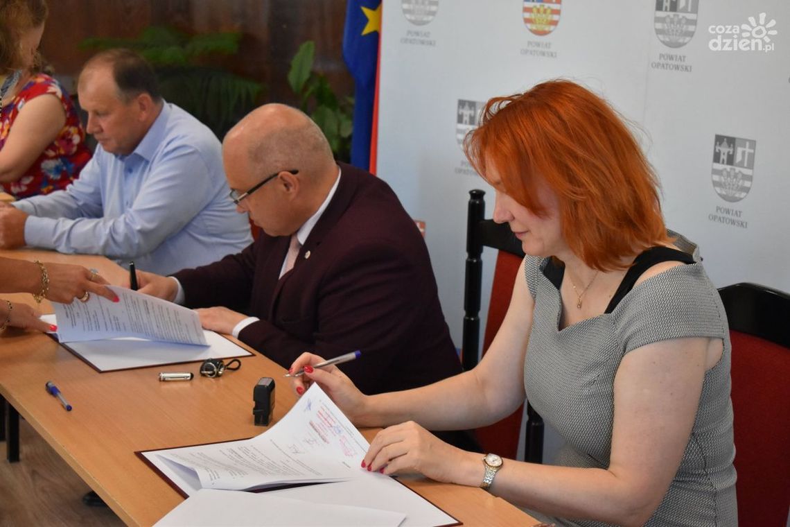 Umowy na dofinansowania podpisane Umowy na dofinansowania podpisane