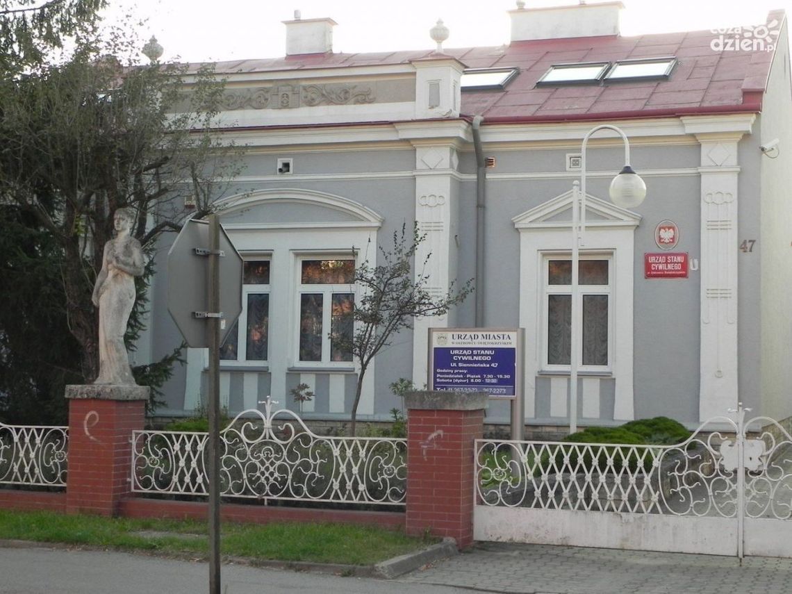 Uroczystości ślubne w Ostrowcu już nie w Urzędzie Stanu Cywilnego Uroczystości ślubne w Ostrowcu już nie w Urzędzie Stanu Cywilnego