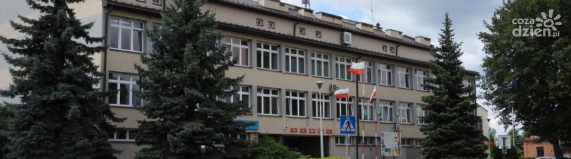 Urząd Miasta i Gminy w Kunowie zamknięty dla interesantów Urząd Miasta i Gminy w Kunowie zamknięty dla interesantów