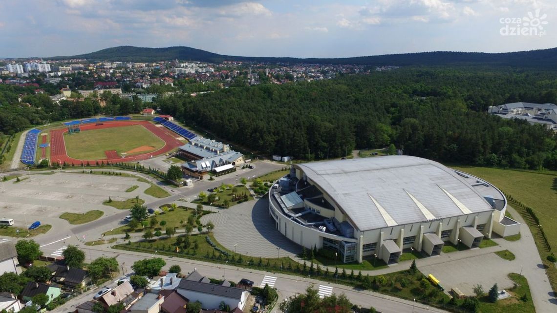 Utrudnienia w ruchu przed meczem Industria Kielce – Sporting Lizbona Utrudnienia w ruchu przed meczem Industria Kielce – Sporting Lizbona