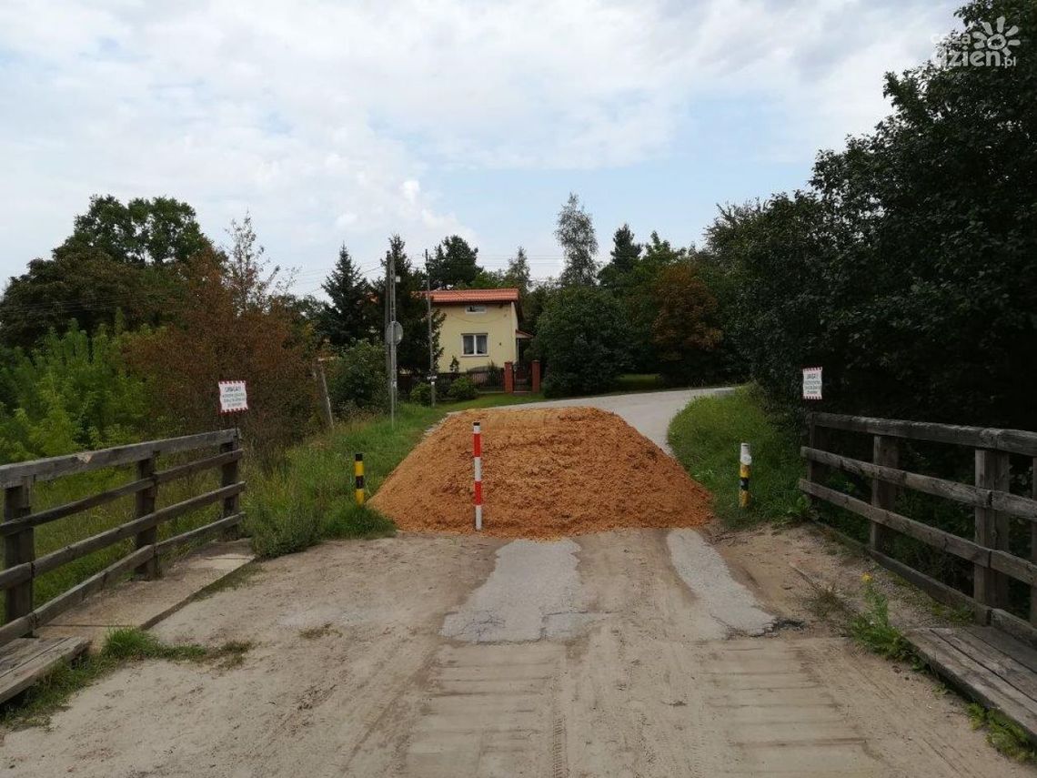 UWAGA! Most przy Lempego w Starachowicach zamknięty UWAGA! Most przy Lempego w Starachowicach zamknięty