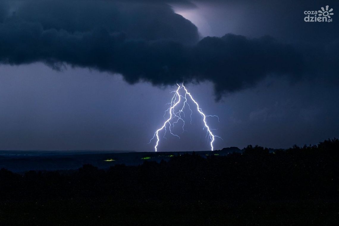 Uwaga na burze. IMGW zaktualizował ostrzeżenie