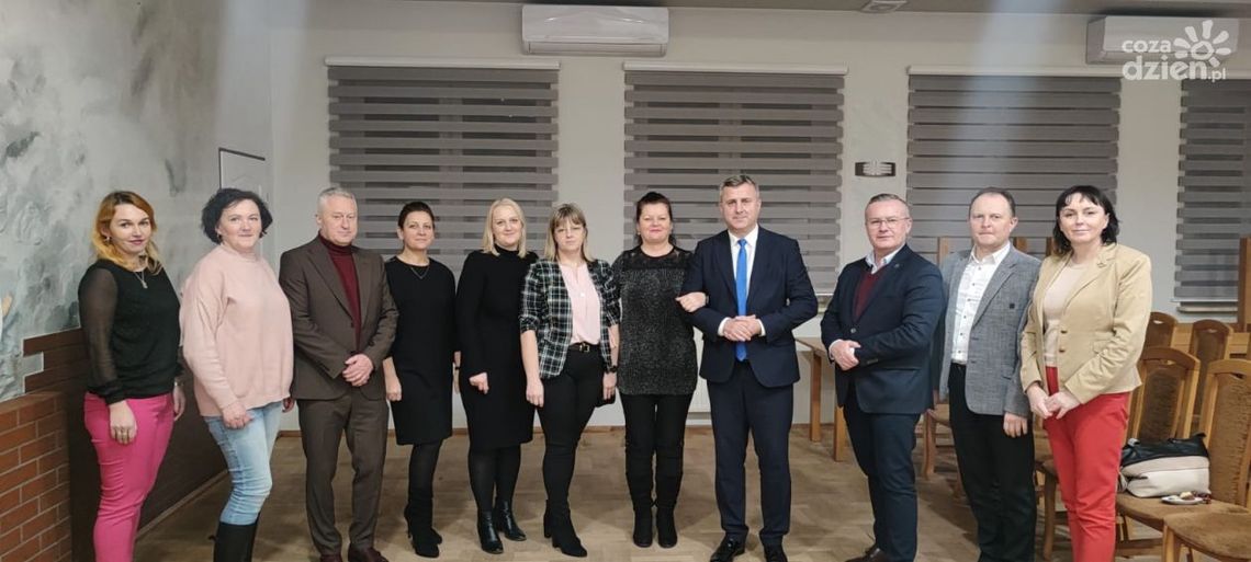 W Daleszycach powstanie Uniwersytet Ludowy który połączy pokolenia