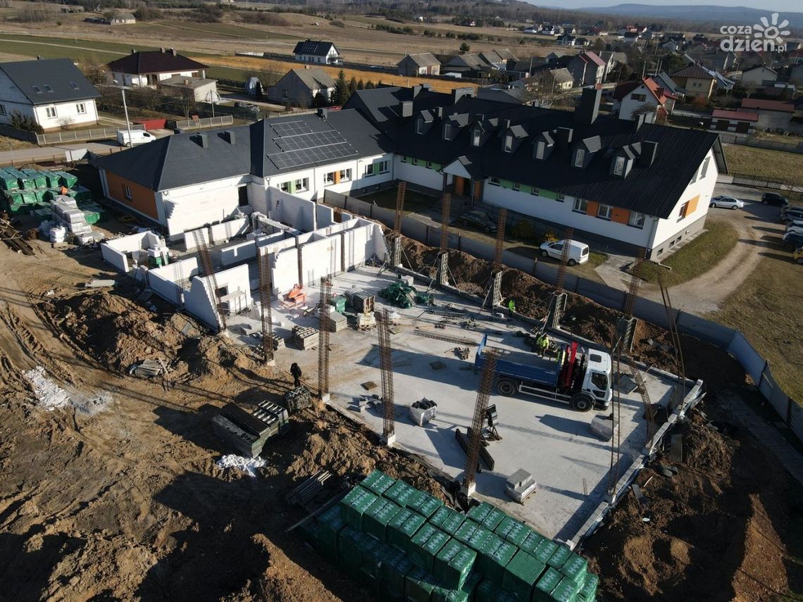 W gminie Daleszyce trwa budowa hali sportowej W gminie Daleszyce trwa budowa hali sportowej