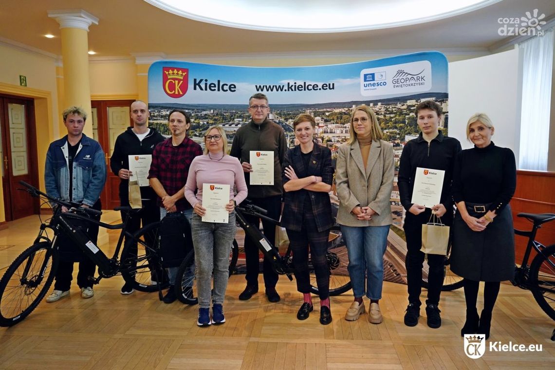 W Kielcach nagrodzili za jazdę rowerami miejskimi W Kielcach nagrodzili za jazdę rowerami miejskimi