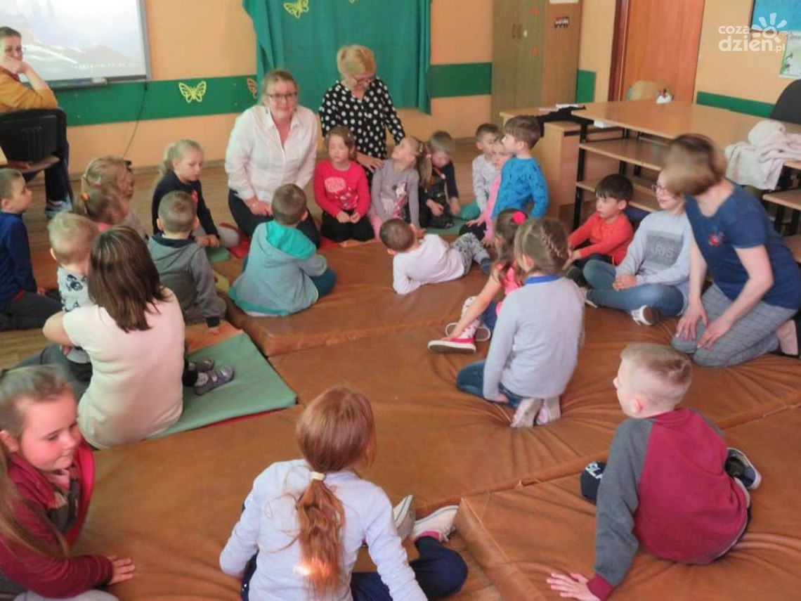 W Okole świętowali Międzynarodowy Dzień Książki dla Dzieci W Okole świętowali Międzynarodowy Dzień Książki dla Dzieci