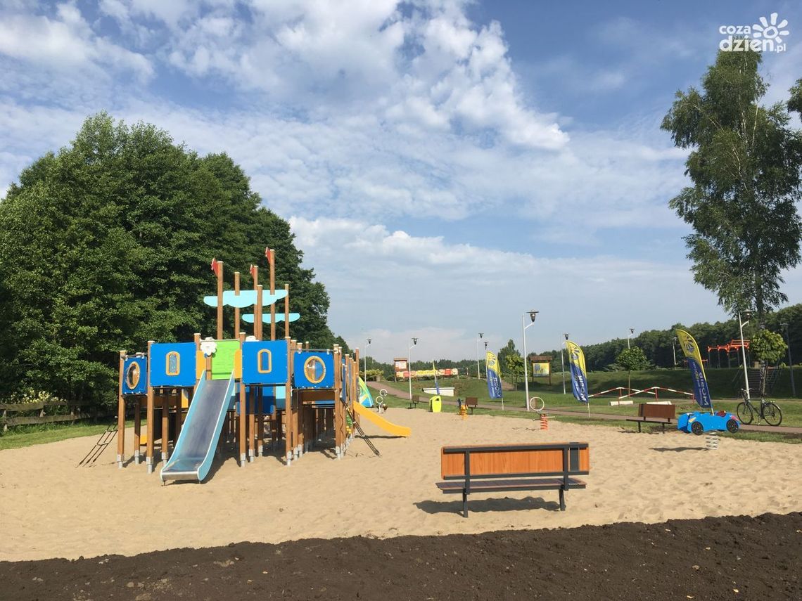 W Ostrowcu będą place zabaw z urządzenia dla osób niepełnosprawnych 
