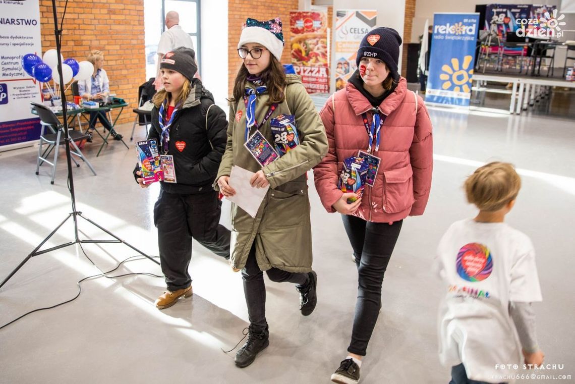 W Ostrowcu już można zbierać do skarbonek WOŚP W Ostrowcu już można zbierać do skarbonek WOŚP