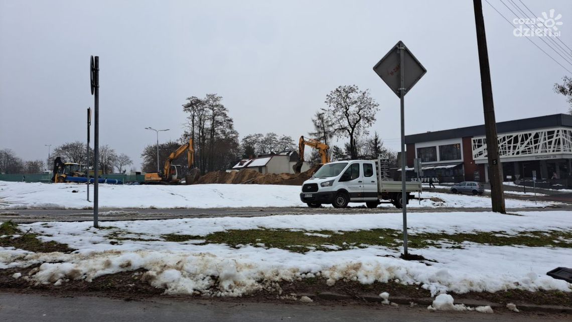 W Ostrowcu kierowcy muszą przygotować się na utrudnienia na ulicy Radwana W Ostrowcu kierowcy muszą przygotować się na utrudnienia na ulicy Radwana