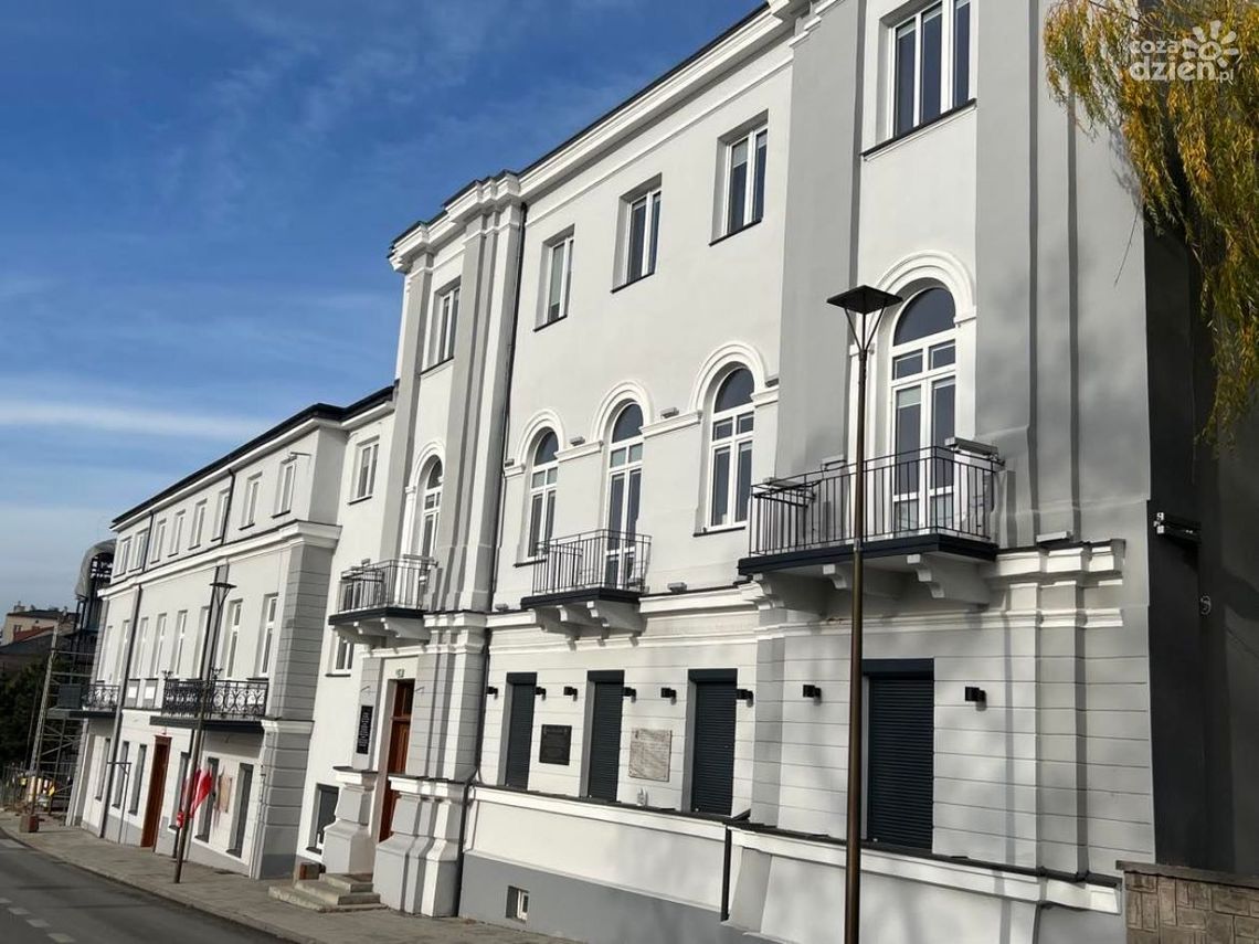 W Ostrowcu podatki płatne nie tylko w magistracie W Ostrowcu podatki płatne nie tylko w magistracie