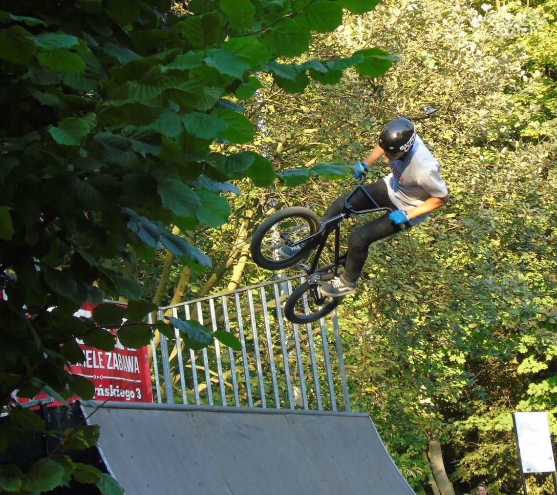 W Ostrowcu szaleli na BMX-ach W Ostrowcu szaleli na BMX-ach