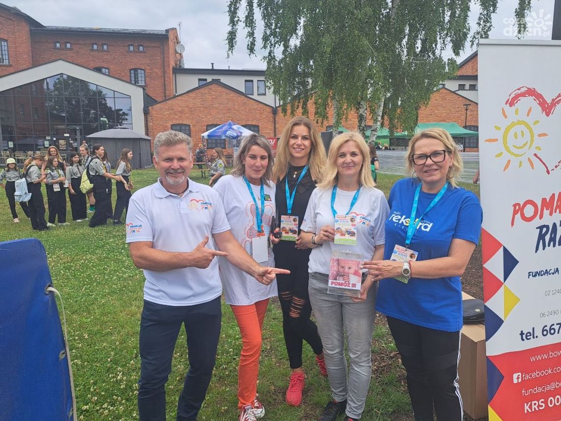 W Ostrowcu trwa piknik charytatywny dla niespełna rocznej Marty Krawczyk W Ostrowcu trwa piknik charytatywny dla niespełna rocznej Marty Krawczyk