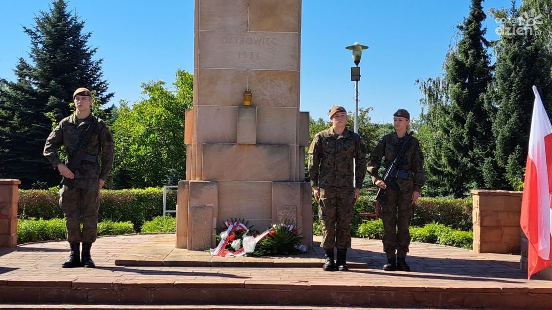 W Ostrowcu uczcili marszałka Józefa Piłsudskiego W Ostrowcu uczcili marszałka Józefa Piłsudskiego