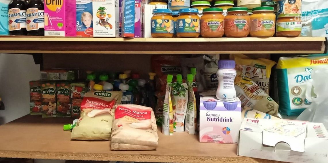 W ostrowieckich punktach pomocy uchodźcom brakuje żywności W ostrowieckich punktach pomocy uchodźcom brakuje żywności