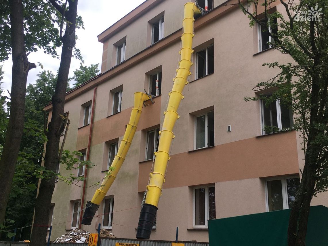 W ostrowieckich szkołach średnich zakończyły się prace remontowe W ostrowieckich szkołach średnich zakończyły się prace remontowe