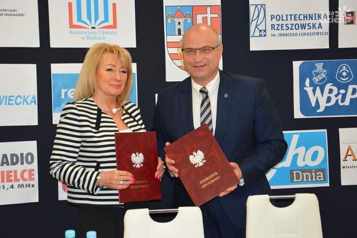 W Ożarowie dyskutowali o inteligentnych specjalizacjach W Ożarowie dyskutowali o inteligentnych specjalizacjach