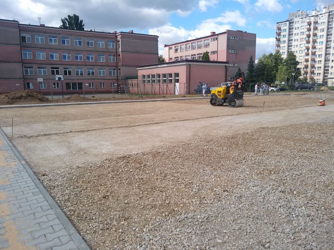 W PSP nr 4 będzie nowoczesne boisko W PSP nr 4 będzie nowoczesne boisko