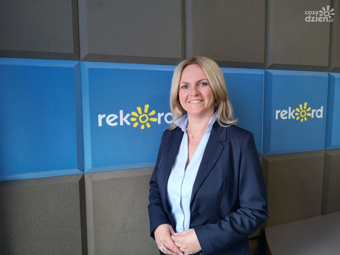 W. Rogala- Mazur: Majowe imprezy w Ćmielowie będą zapowiedzią ciekawego kulturalnego lata
W. Rogala- Mazur: Majowe imprezy w Ćmielowie będą zapowiedzią ciekawego kulturalnego lata