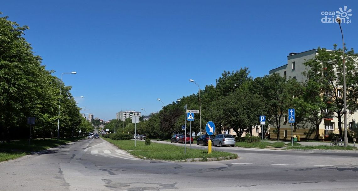 W sierpniu ruszy remont Bohaterów Warszawy. Po raz pierwszy w systemie weekendowym W sierpniu ruszy remont Bohaterów Warszawy. Po raz pierwszy w systemie weekendowym