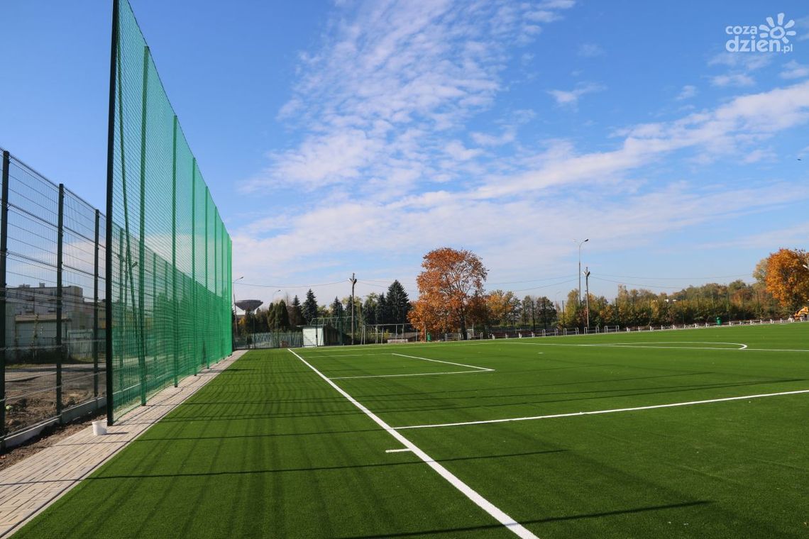 W Starachowicach będzie najnowocześniejsze boisko w regionie W Starachowicach będzie najnowocześniejsze boisko w regionie