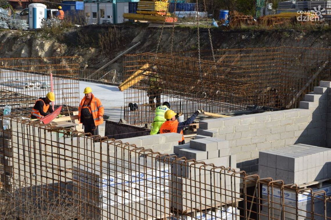 W Starachowicach powstają nowe mieszkania komunalne W Starachowicach powstają nowe mieszkania komunalne