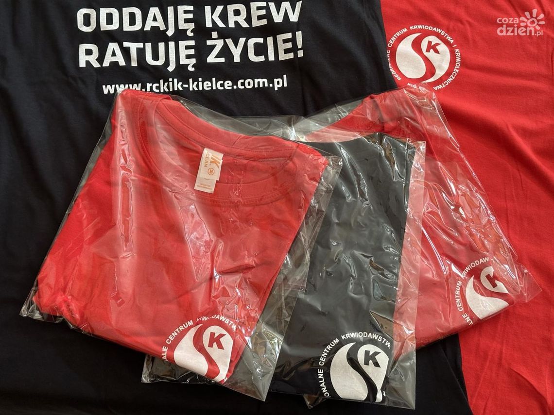 Wakacyjna akcja RCKiK - "oddaj krew, zdobądź koszulkę"