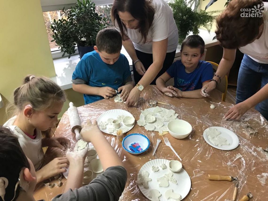 Warsztaty garncarskie w "Promyku" Warsztaty garncarskie w "Promyku"