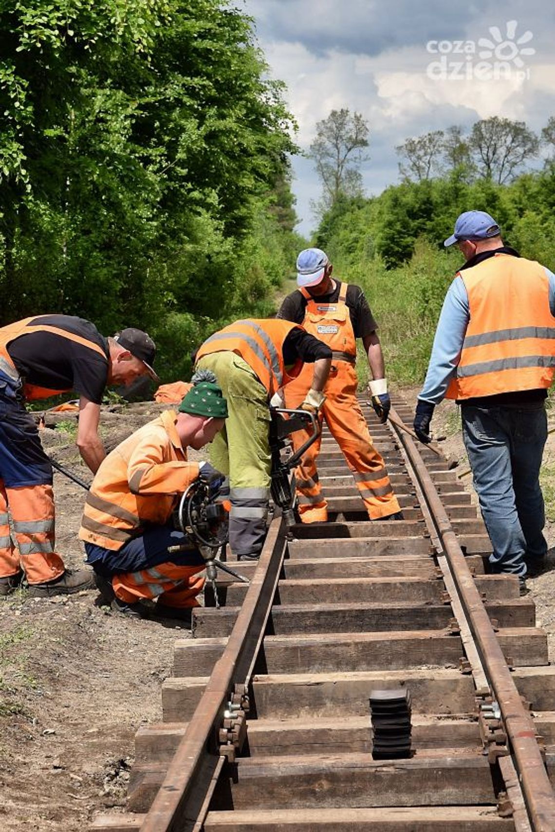 Wąskotorówka w remoncie Wąskotorówka w remoncie