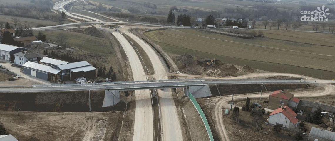 Wiadukty na obwodnicy Opatowa już przejezdne Wiadukty na obwodnicy Opatowa już przejezdne
