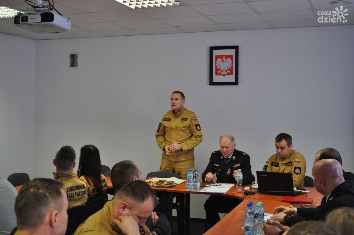 Więcej wyjazdów ale i fałszywych zgłoszeń, to wynika z podsumowania pracy PSP 