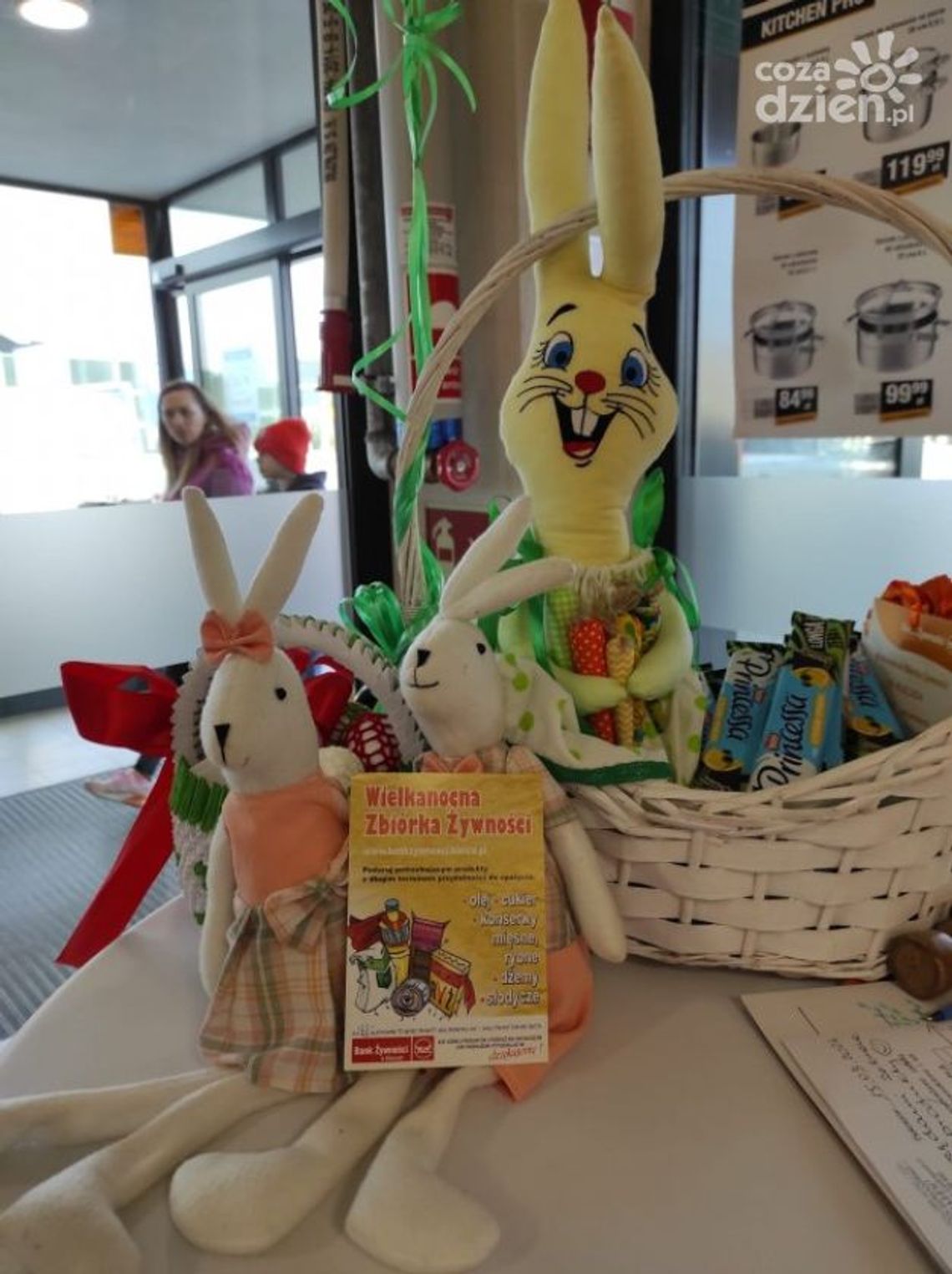 Wielkanocna pomoc w Piekoszowie: trwa zbiórka żywności dla potrzebujących