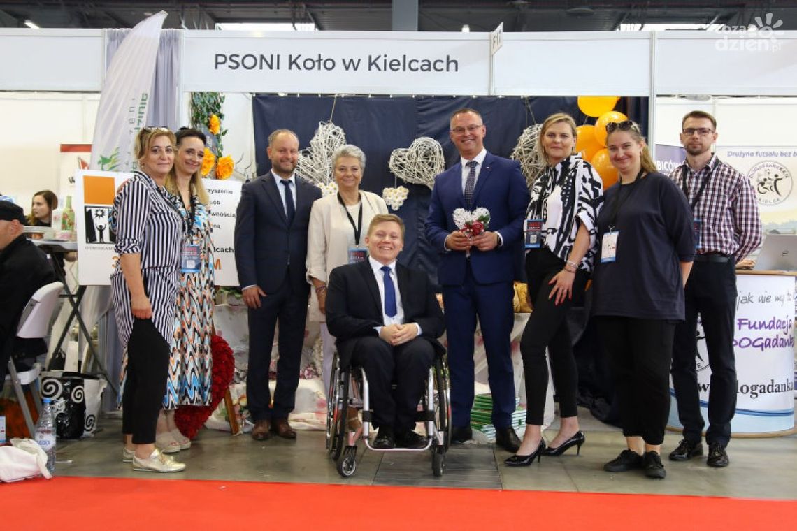 Wielkie święto społeczników. Trwają Targi NGO-EXPO Wielkie święto społeczników. Trwają Targi NGO-EXPO