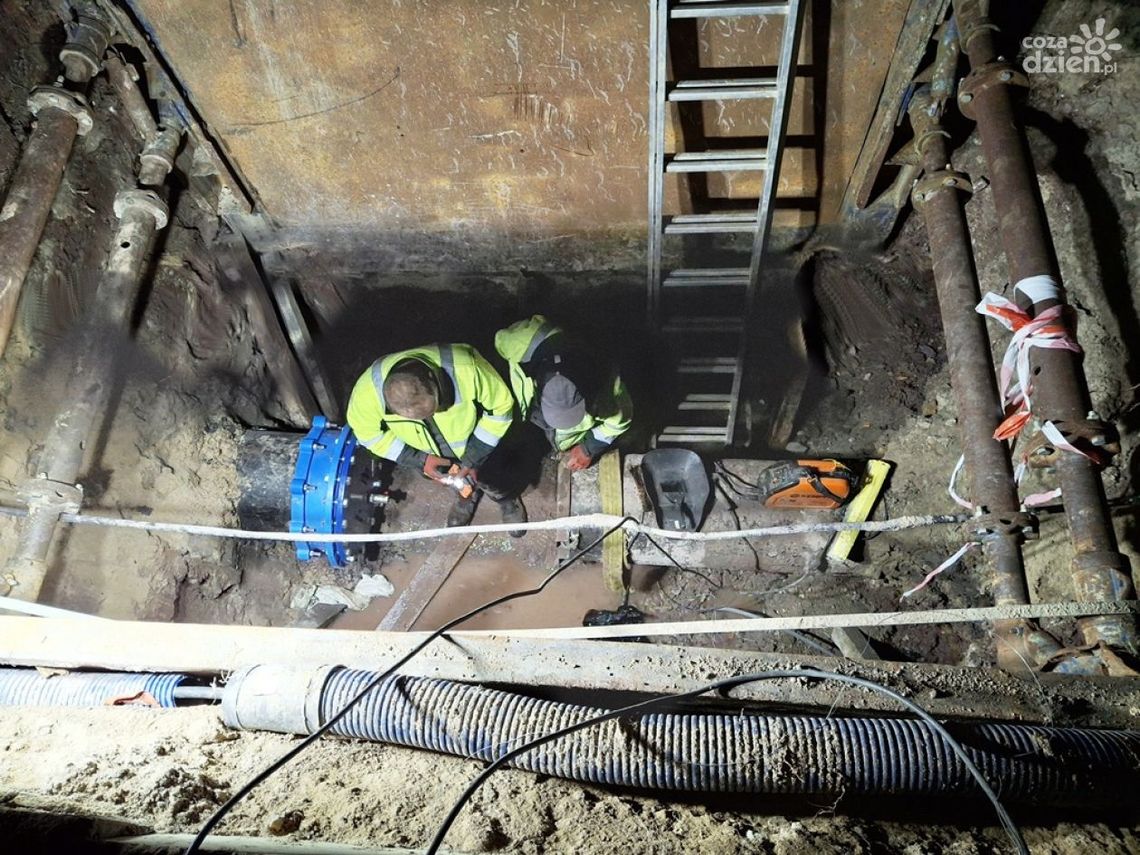 Wodociągi bez awarii dzięki nocnym pracom Wodociągi bez awarii dzięki nocnym pracom