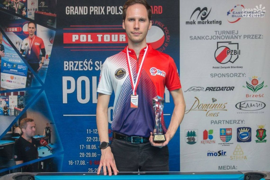 Wojciech Szewczyk zwycięzcą turnieju bilardowego w Kielcach Wojciech Szewczyk zwycięzcą turnieju bilardowego w Kielcach