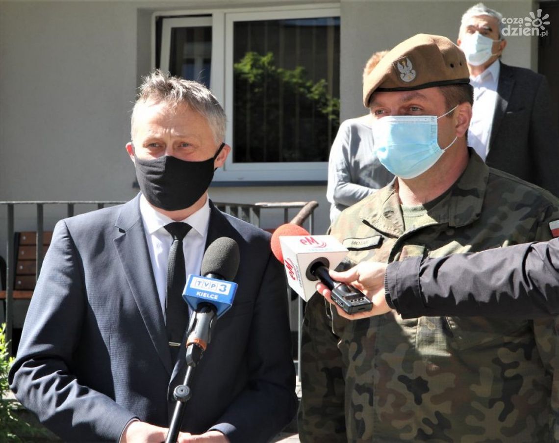 Wojewoda o współpracy z WOT w czasie pandemii Wojewoda o współpracy z WOT w czasie pandemii