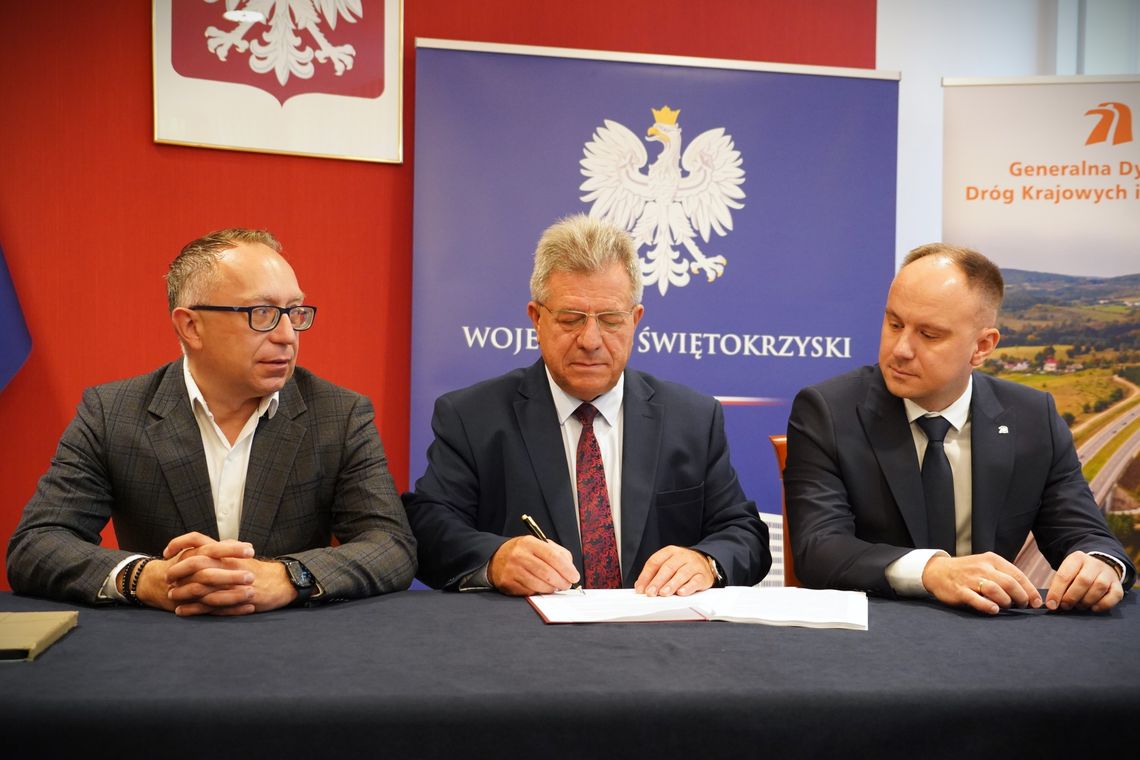 Wojewoda podpisał ZRID dla ważnej trasy w regionie. S74 staje się faktem