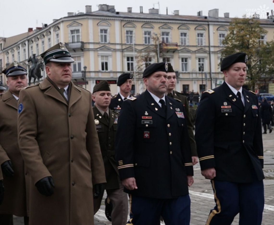 Wojewódzkie uroczystości Święta Niepodległości na kieleckim Placu Wolności Wojewódzkie uroczystości Święta Niepodległości na kieleckim Placu Wolności