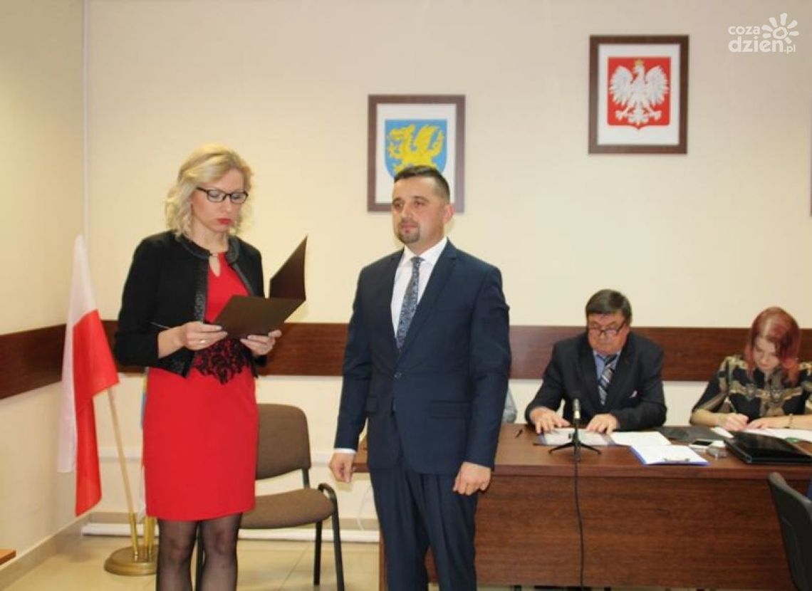 Wójt Bałtowa Hubert Żądło z najniższą pensją w Polsce Wójt Bałtowa Hubert Żądło z najniższą pensją w Polsce