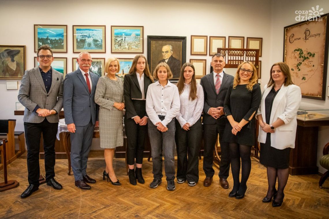 Wręczono Stypendia im. Andrzeja Radka Wręczono Stypendia im. Andrzeja Radka