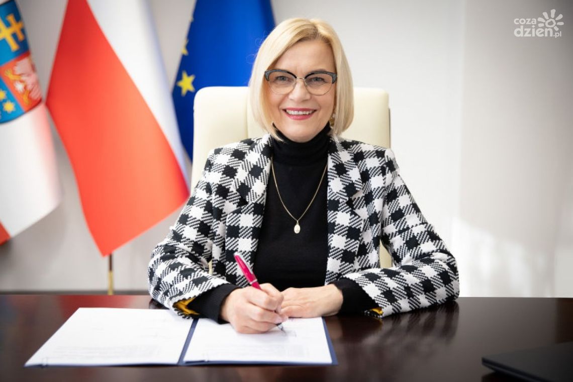 Wsparcie dla dzieci i młodzieży z Kielc objętych pieczą zastępczą Wsparcie dla dzieci i młodzieży z Kielc objętych pieczą zastępczą