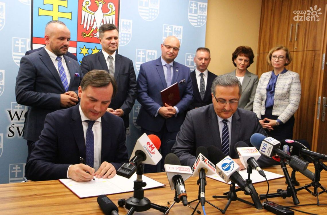 Wsparcie dla publicznych placówek medycznych