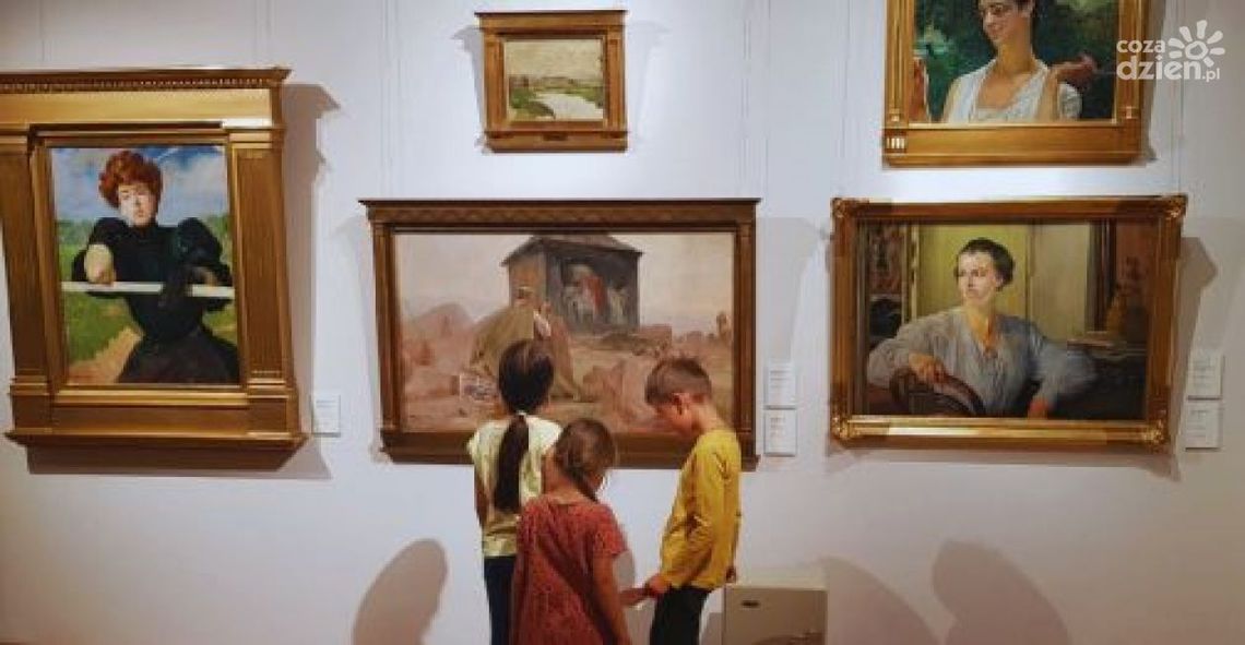 Wspólny tydzień ze sztuką z okazji Dnia Mamy i Dnia Dziecka