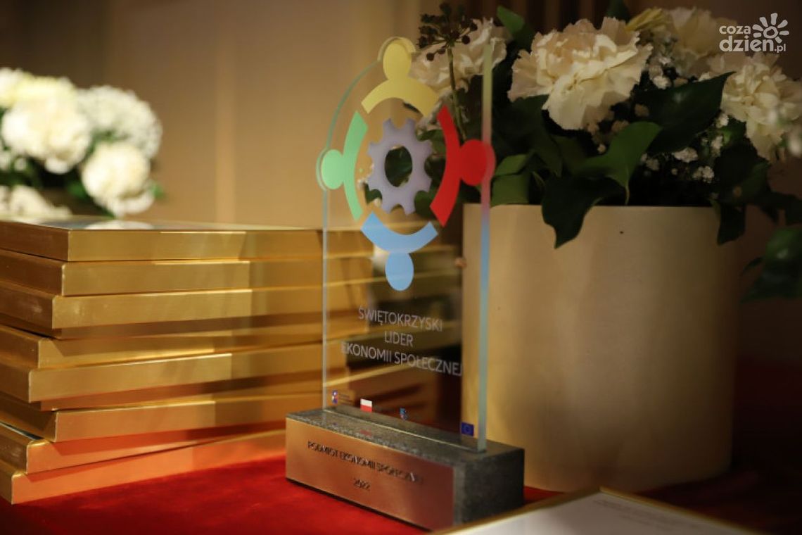 Wybiorą firmy promujące i stosujące zasady ekonomii społecznej 
