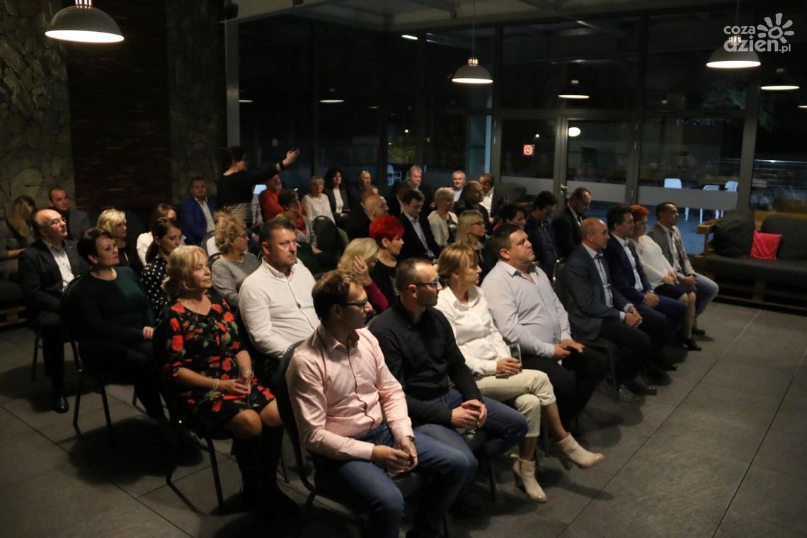 WYBORY 2018 – powiat starachowicki podzielony 