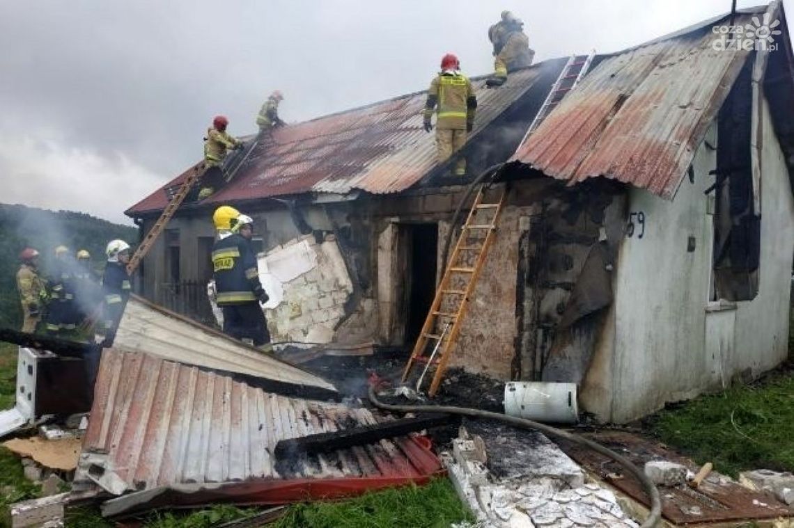 Wybuch gazu przyczyną pożaru domu Wybuch gazu przyczyną pożaru domu